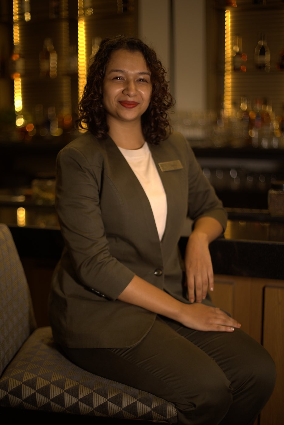 Arthi Tania, Restaurant Manager
